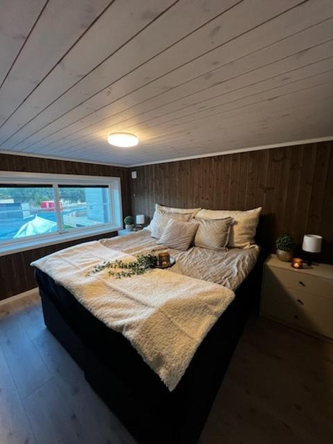 Exclusive Funkis Cabin, Lake View, Rooftop Terrace, Jacuzzi, Sauna, Close To Golf And Alpine Вродал Екстер'єр фото